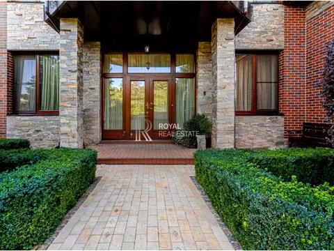 будинок за адресою Лісова вул.