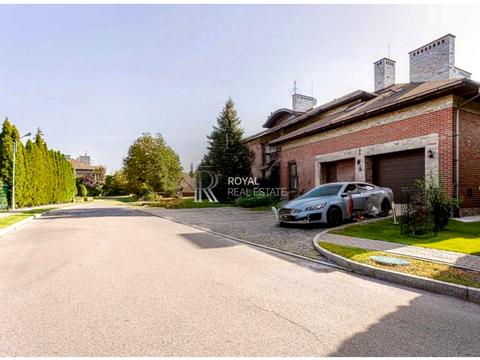 будинок за адресою Лісова вул.