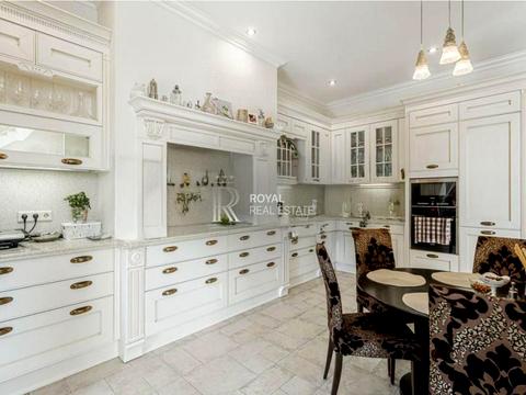 будинок за адресою Лісова вул.