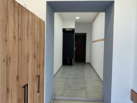 комерційна за адресою Соборна вул., 283