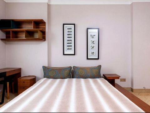 квартира за адресою Дніпровська набережна вул., 14