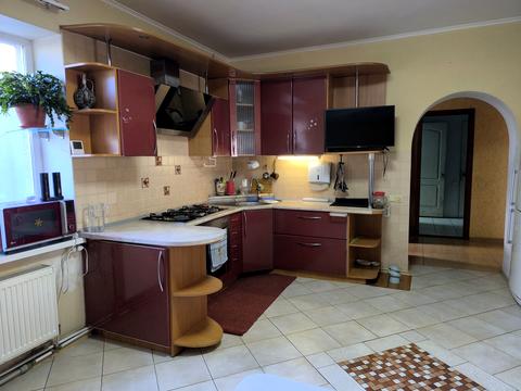 будинок за адресою Петра Лещенка вул. (Комінтерну)