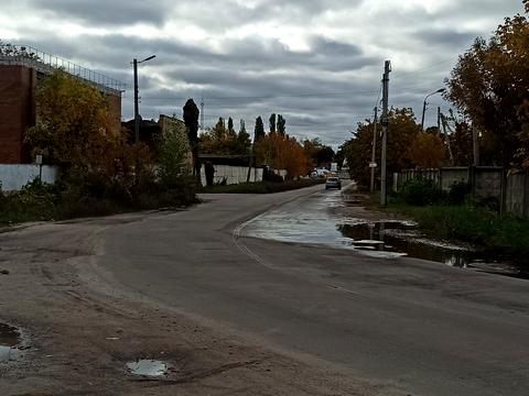 комерційна за адресою Глиняна вул., 74а