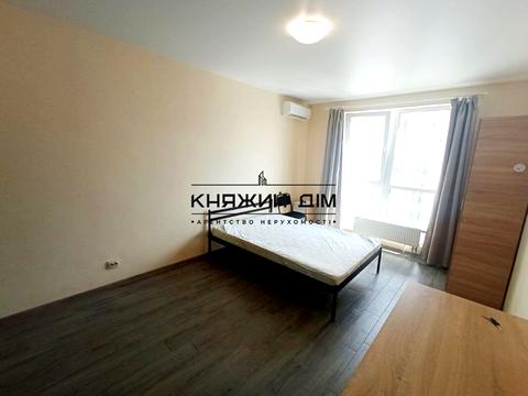 квартира по адресу Ревуцкого ул., 40-В