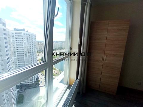 квартира по адресу Ревуцкого ул., 40-В