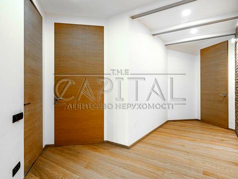 квартира по адресу Евгения Коновальца ул. (Щорса), 44-А