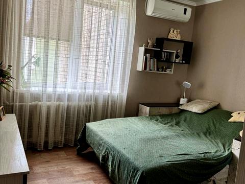 квартира за адресою житловий масив Тополя-3 вул., 8