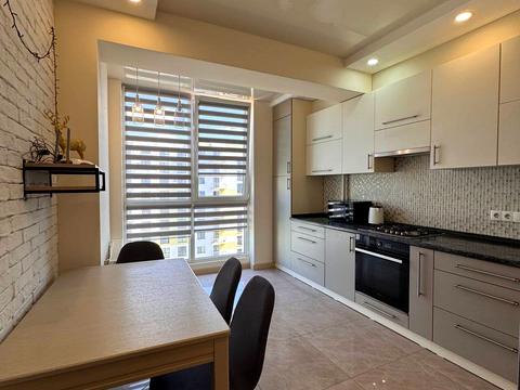 квартира за адресою В'ячеслава Чорновола вул., 91