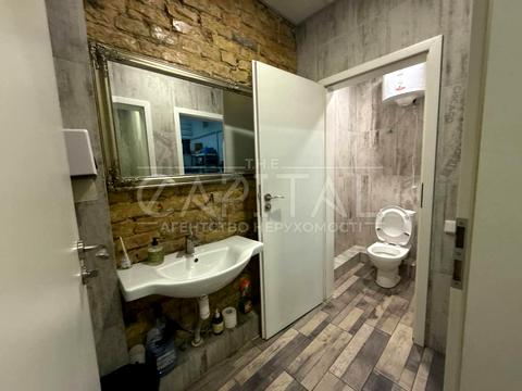 комерційна за адресою Богдана Хмельницького вул., 57б