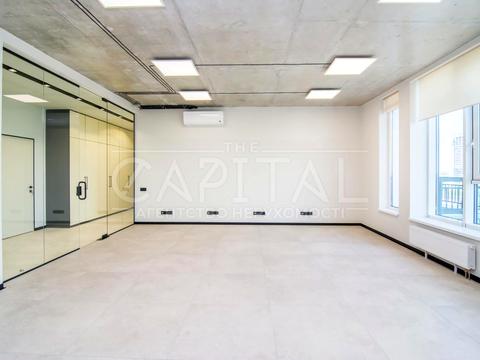 комерційна за адресою Джона Маккейна вул. (Івана Кудрі), 26