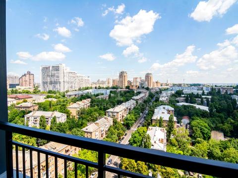 комерційна за адресою Джона Маккейна вул. (Івана Кудрі), 26