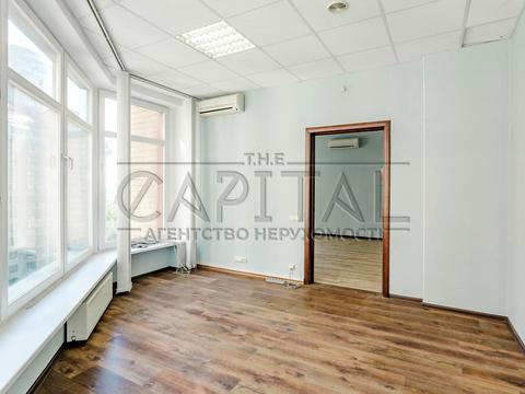 коммерческая по адресу Евгения Коновальца ул. (Щорса), 32-А