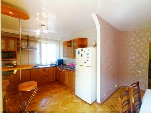 квартира за адресою Генерала Алмазова вул. (Кутузова), 14