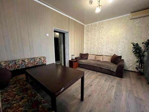 квартира за адресою Соборності вул. (Косіора), 3