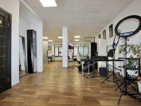 комерційна за адресою Іллі Кокорудза вул., 1