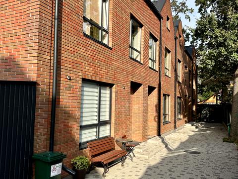 дом по адресу Яснополянская ул.