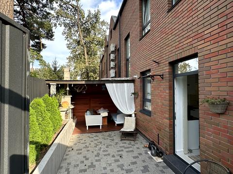 дом по адресу Яснополянская ул.