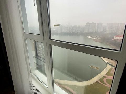 квартира по адресу Ревуцкого ул., 40 