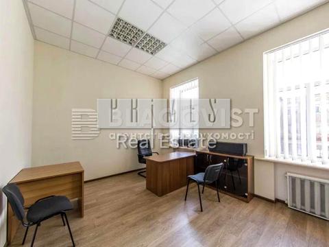 комерційна за адресою Богдана Хмельницького вул., 33/34