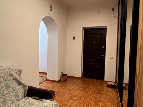 квартира за адресою Роксоляни вул., 61