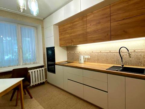 квартира за адресою Тарасівська вул., 21