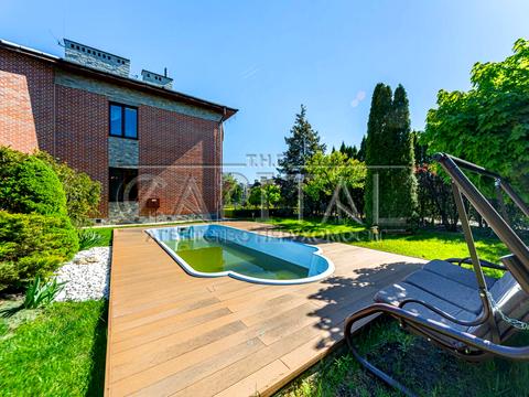 будинок за адресою Лісова вул.