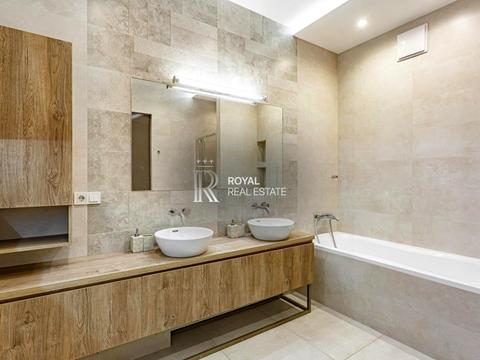 квартира за адресою Андрія Верхогляда вул. (Михайла Драгомирова), 18-А