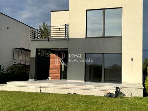 дом по адресу Центральная ул., 1