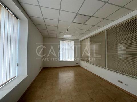 комерційна за адресою Лисогірська вул., 6