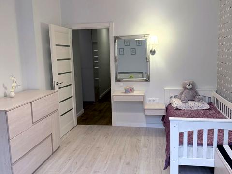 квартира за адресою Регенераторна вул., 4 к3