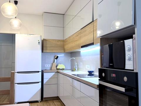 квартира за адресою Регенераторна вул., 4 к3