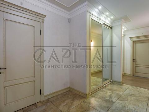 комерційна за адресою Кловський узвіз, 7а