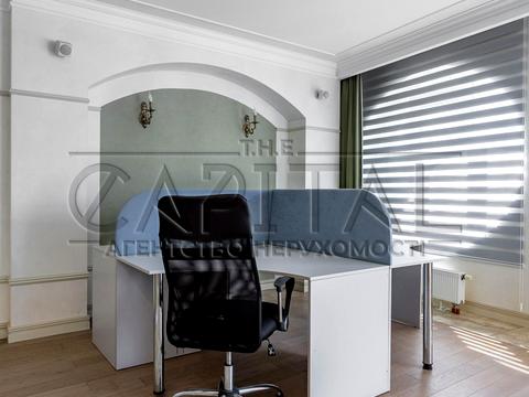 комерційна за адресою Кловський узвіз, 7а