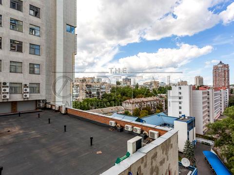 комерційна за адресою Кловський узвіз, 7а