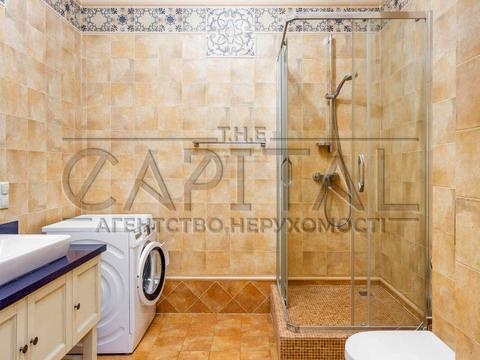 комерційна за адресою Кловський узвіз, 7а