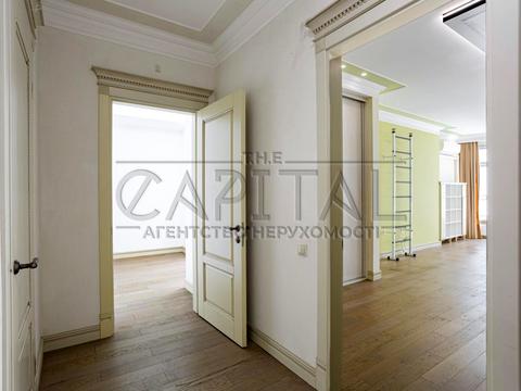 комерційна за адресою Кловський узвіз, 7а