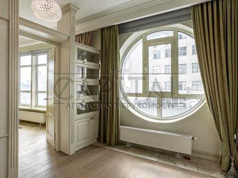 комерційна за адресою Кловський узвіз, 7а