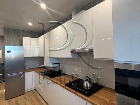 квартира за адресою Сімейна вул., 3