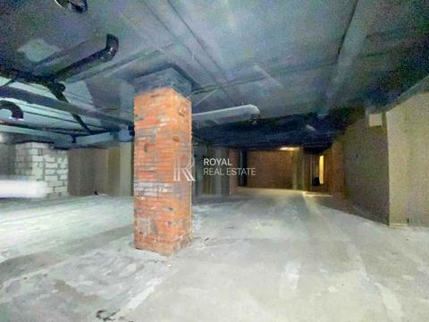 комерційна за адресою Лесі Українки бульв., 7-А