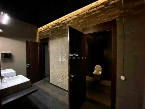 комерційна за адресою Лесі Українки бульв., 7-А