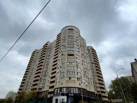комерційна за адресою Валерія Лобановського просп., 150-Б