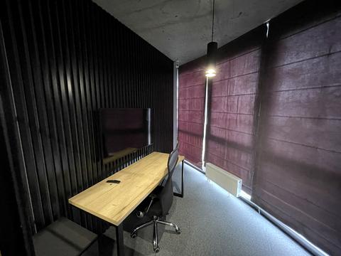 комерційна за адресою Валерія Лобановського просп., 150-Б