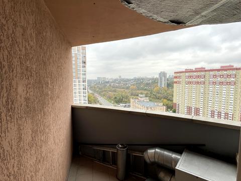 комерційна за адресою Валерія Лобановського просп., 150-Б