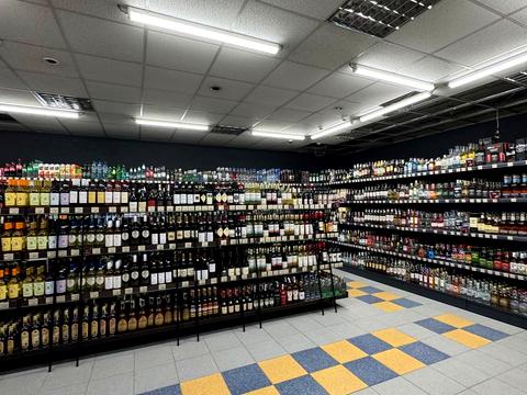 комерційна за адресою Варненська вул., 7в