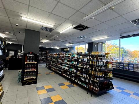 комерційна за адресою Варненська вул., 7в
