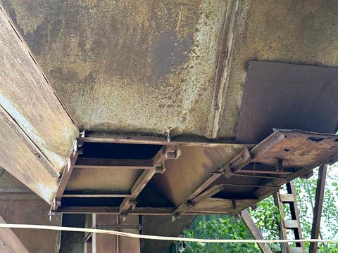 комерційна за адресою Шевченка, 1