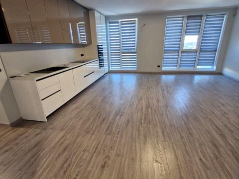 квартира за адресою Сергія Лапонога, 5