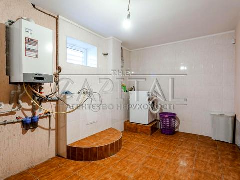 будинок за адресою вишнева, 1