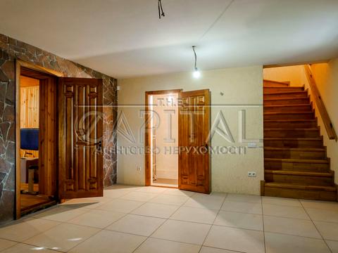 будинок за адресою вишнева, 1