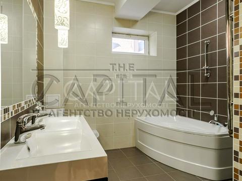 будинок за адресою вишнева, 1